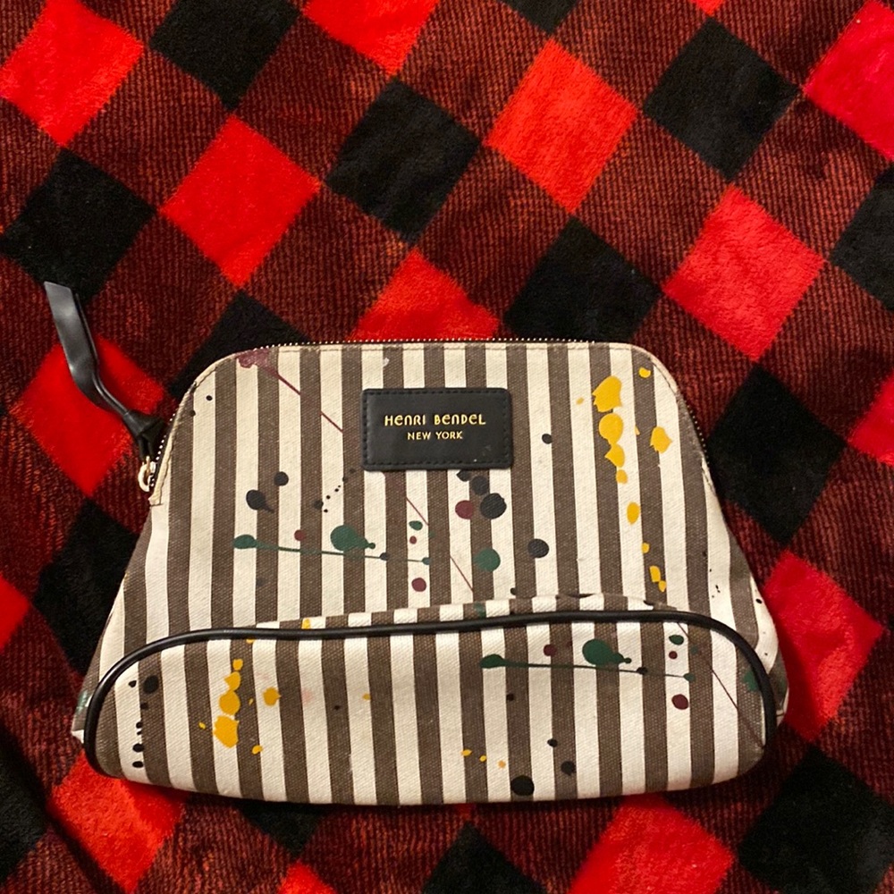 Henri Bendel makeup bag